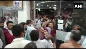 Coronavirus Update: Seven COVID-19 patients die at Maha hospital, relatives allege oxygen shortage