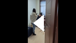 Woman beats boss after he sent her lewd texts; video goes viral