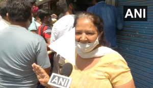 Covidiots caught on camera: Delhi woman says ‘alcohol faayda karegi’ at liquor shop hours before lockdown