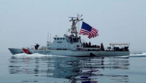 US Navy fires warning shots at Iranian vessels in Persian Gulf