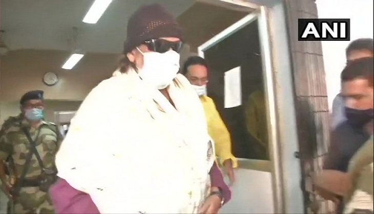 WB Polls 2021: Mithun Chakraborty casts vote, congratulates security personnel for peaceful voting