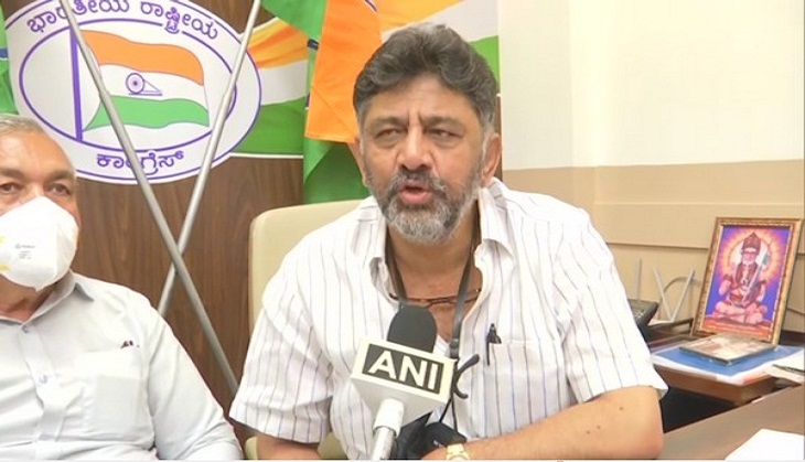Coronavirus Update: Shivakumar urges Centre to conduct door-to-door campaign for COVID vaccination