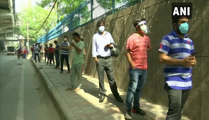 COVID-19: Long queue outside vaccination centres after Delhi commences inoculation for people b/w 18-44 years