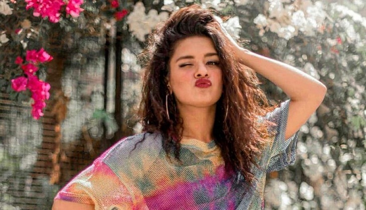 Avneet Kaur cuts her hair at home; check out her new look
