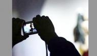 Mumbai: Man blackmails, extorts Rs 2.5 lakh from minor girl, threatens to leak personal info