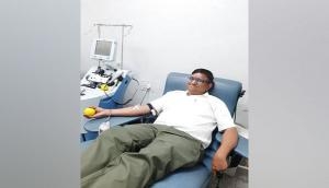 Mumbai: Differently-abled man donates blood for 25th time