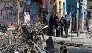 Berlin: Nearly 60 German police officers injured in clashes with left-wing radicals 