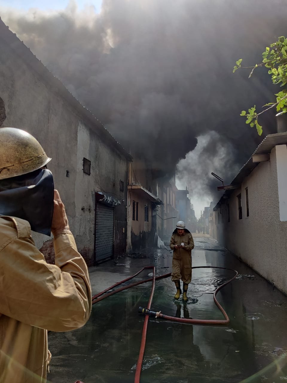 Delhi Shoe Factory Fire: 24 fire tenders rushed to Udyog Nagar