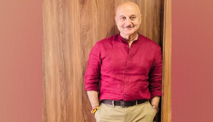 Anupam Kher remembers Kishore Kumar in latest post