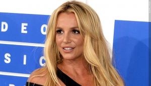 Britney Spears thanks fans after her dad's removal from conservatorship