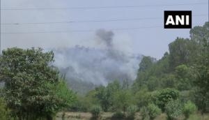 J-K: Massive fire breaks out in forest at Rajouri 