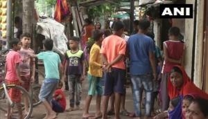 Maharashtra: Students from Nagpur's slum find it difficult to study due to lack of smartphones, internet