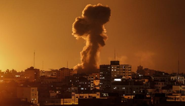 Israel attacks Hamas targets in Gaza in response to balloon bombs 