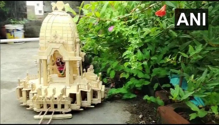 Ahead of Rath Yatra, Odisha artist creates miniature chariot of Lord Jagannath with ice cream sticks