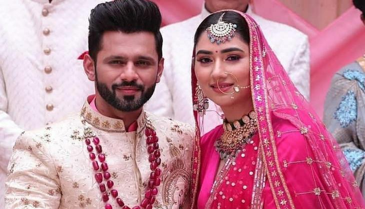 Rahul Vaidya-Disha Parmer wedding: After filmy entry,  bigg boss 14 contestant goes down on his knees [WATCH]