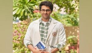 Ayushmann Khurrana shares his first look from 'Doctor G'