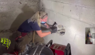 Viral Video : दीवार के बीच फंस गया कुत्ता, फायर डिपार्टमेंट ने कैसे किया उसे रेस्क्यू , देखिये वीडियो  
