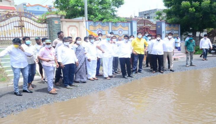 TDP leaders inspect potholes on roads in Andhra's Krishna, detain by police for traffic obstruction