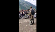 Kargil Vijay Diwas : लद्दाख के खतरनाक पहाड़ों पर सेना ने निकाली बाइक रैलियां, देखिये जबरदस्त वीडियो 