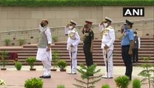 Kargil Vijay Diwas: Rajnath Singh pays tribute at National War Memorial
