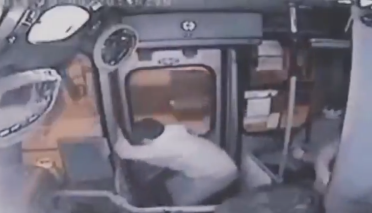 Robbery in bus