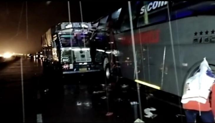UP: At least 18 killed after truck rams into bus in Barabanki 