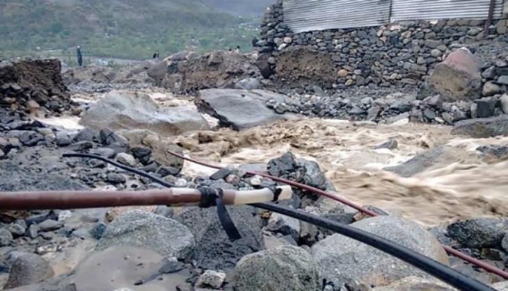 J-K cloudburst: Four bodies recovered, 40 still missing