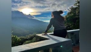 Taapsee Pannu celebrates 34th birthday on 'Blurr' sets, shares philosophical post