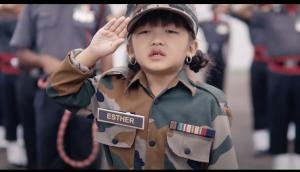 Video: 5 साल की बच्ची ने इंडियन आर्मी के साथ गाया राष्ट्रगान, सुनकर देशभक्ति से खड़े हो जाएंगे रोंगटे