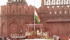 PM Modi inspects guard of honour, hoists national flag at Red Fort