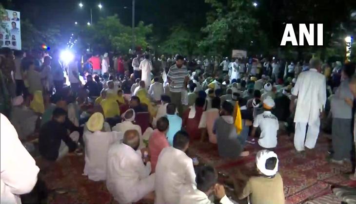 Farmers' stir: Haryana extends ban on mobile internet, SMS services in Karnal 