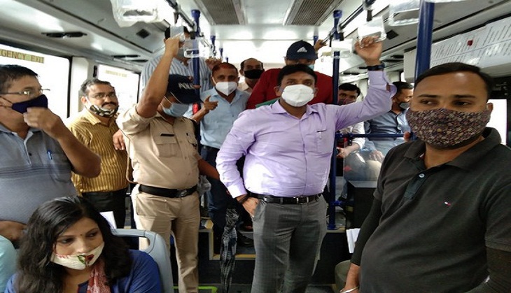 Uttarakhand: Dehradun District Magistrate takes stock of arrangements in Smart City Limited bus service 