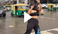 Woman dances at traffic signal; what happens next will give you a lesson