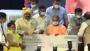 UP CM Yogi distributes tool kits to 21,000 beneficiaries under Vishwakarma Shram Samman Yojana