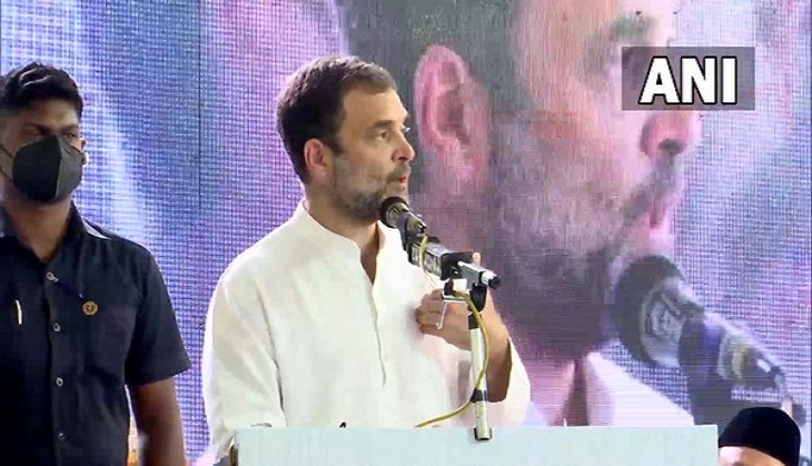 Kerala: Rahul Gandhi attacks PM Modi, says he is committed to building bridges between people