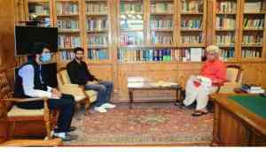 J-K students association delegation calls on Manoj Sinha, discuss issues of students