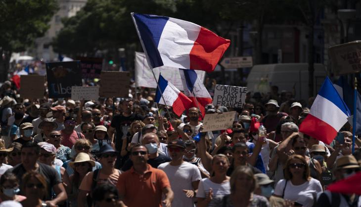 France: Thousands protest against COVID-19 health passes across country