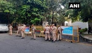 UP: Security deployed outside Akhilesh Yadav's residence ahead of his Lakhimpur Kheri visit