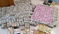 घर के तहखाने में अधिकारी ने छिपा रखा था 2 लाख करोड़ कैश और 13 टन सोना, सरकार के उड़ गए थे होश