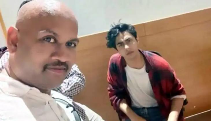 Pune Police issues lookout notice for man in viral selfie with Aryan Khan at NCB office