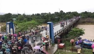 West Bengal: Crack appears in Balason river bridge in Siliguri after heavy rains