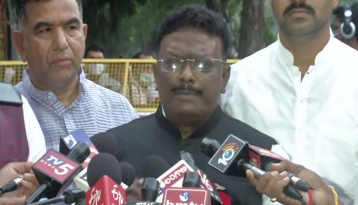 Telangana Congress accuses TRS, BJP of violating norms while campaigning for Huzurabad byelections, urges poll panel to cancel election