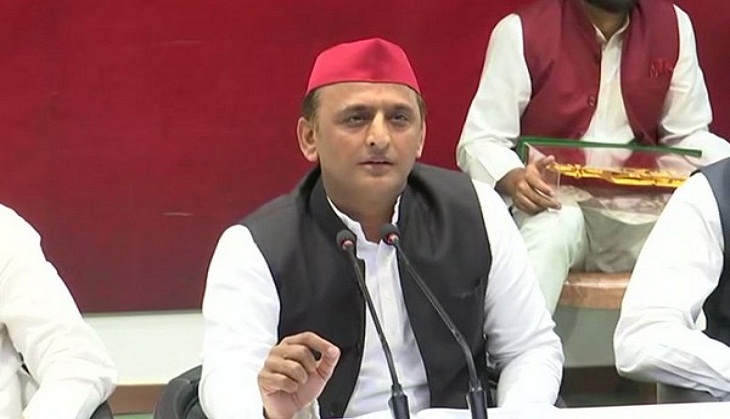 Akhilesh Yadav says, Issue is not colour of cap, but how BJP will tackle inflation, unemployment
