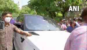 Cruise Drug Case: SRK's son Aryan Khan reaches home after spending nearly one month in jail