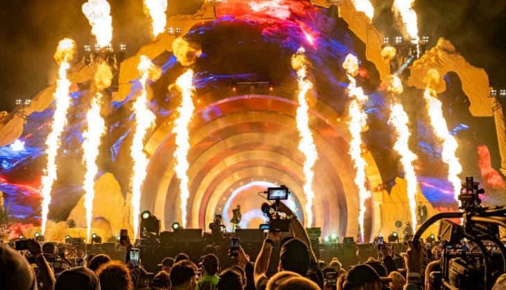 Travis Scott issues statement on Astroworld tragedy