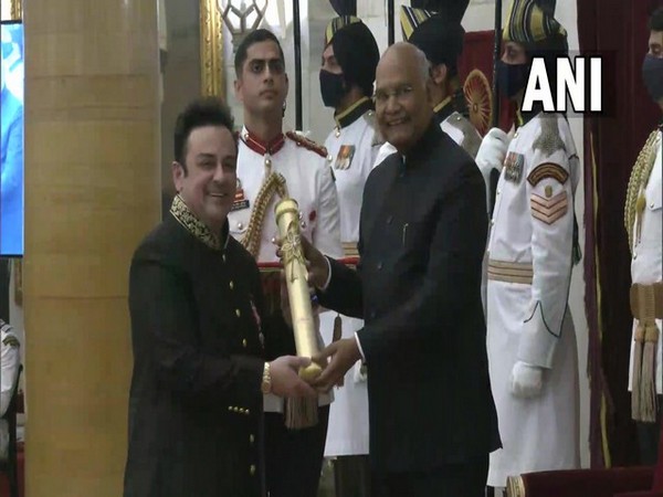 Singer Adnan Sami receives Padma Shri Award