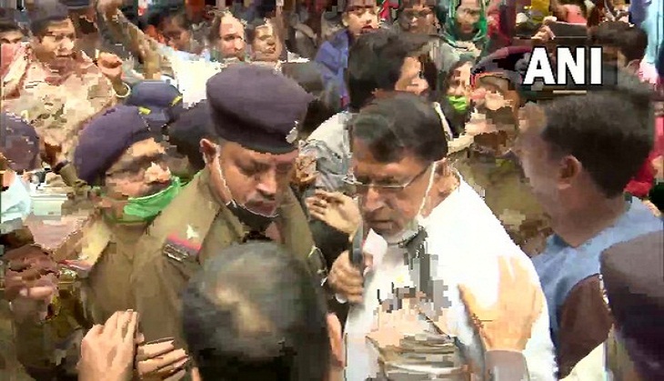 MP: Congress workers stage protest outside Bhopal's Kamla Nehru Hospital where four children died in fire