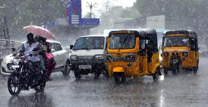 Chennai witnesses heavy rains, some trains suspended 