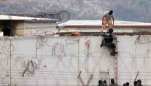 Ecuador: Death toll from prison clashes rises to 68