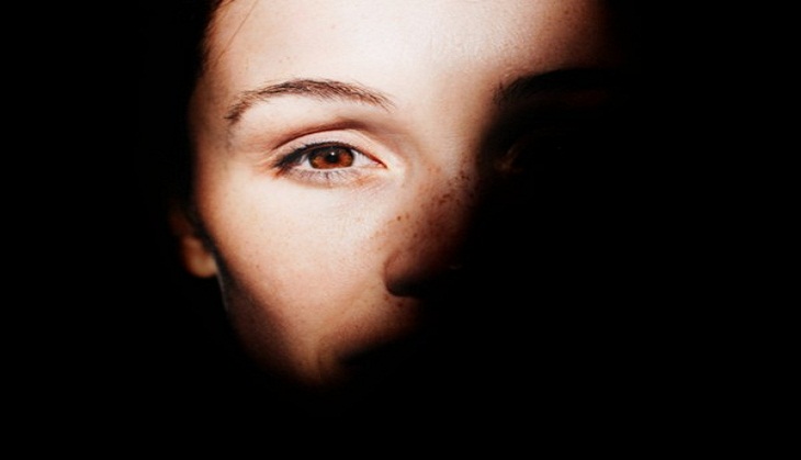 Morning exposure to deep red light improves declining eyesight: Study